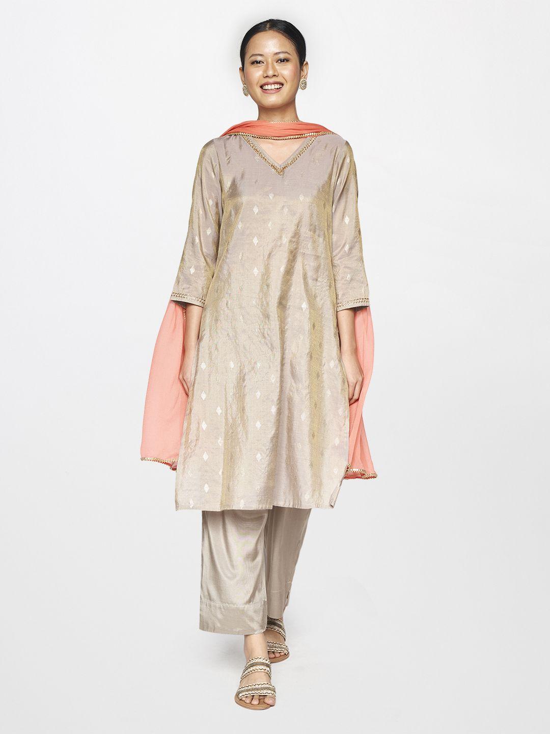 global desi women grey & gold-toned geometric printed gotta patti kurta