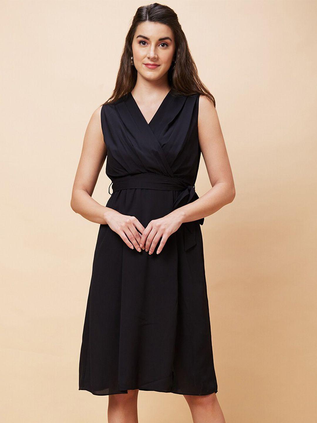 globus black v-neck sleeveless belted fit & flare dress