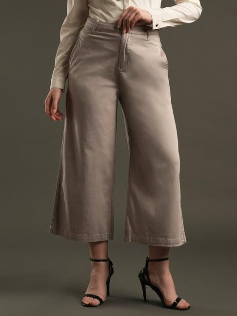 globus light beige relaxed fit mid rise cropped trousers