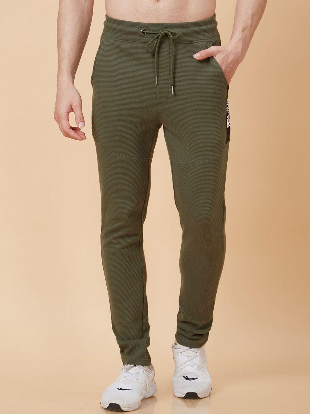 globus men olive green mid-rise pure cotton sports track pants