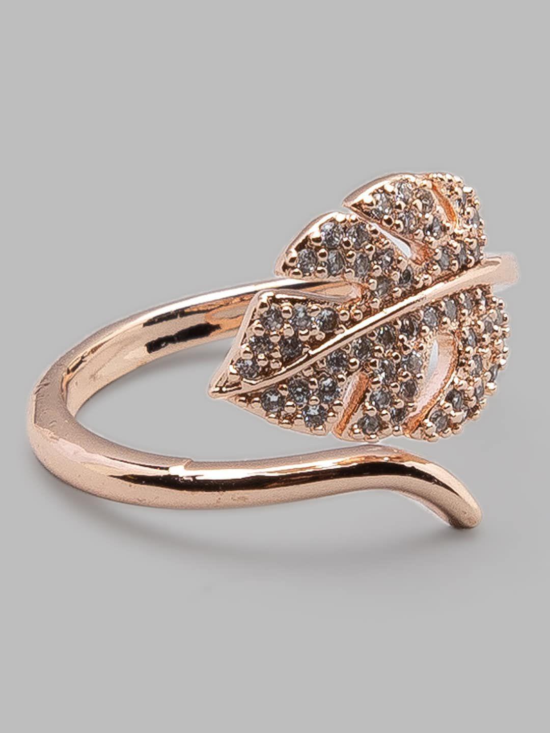 globus rose gold-plated white stone-studded finger ring