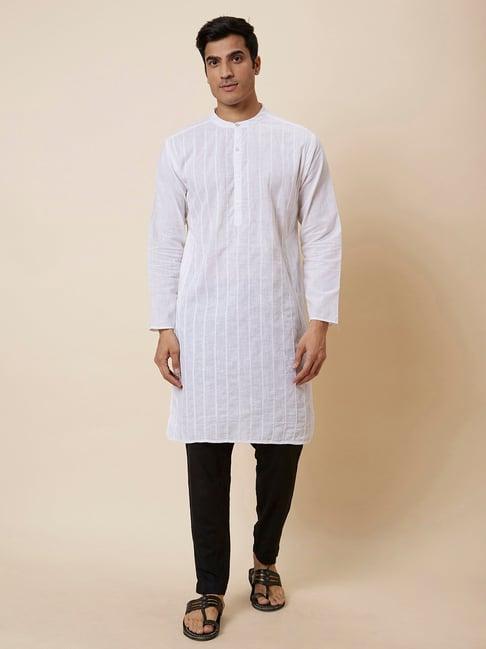 globus white regular fit striped cotton kurta