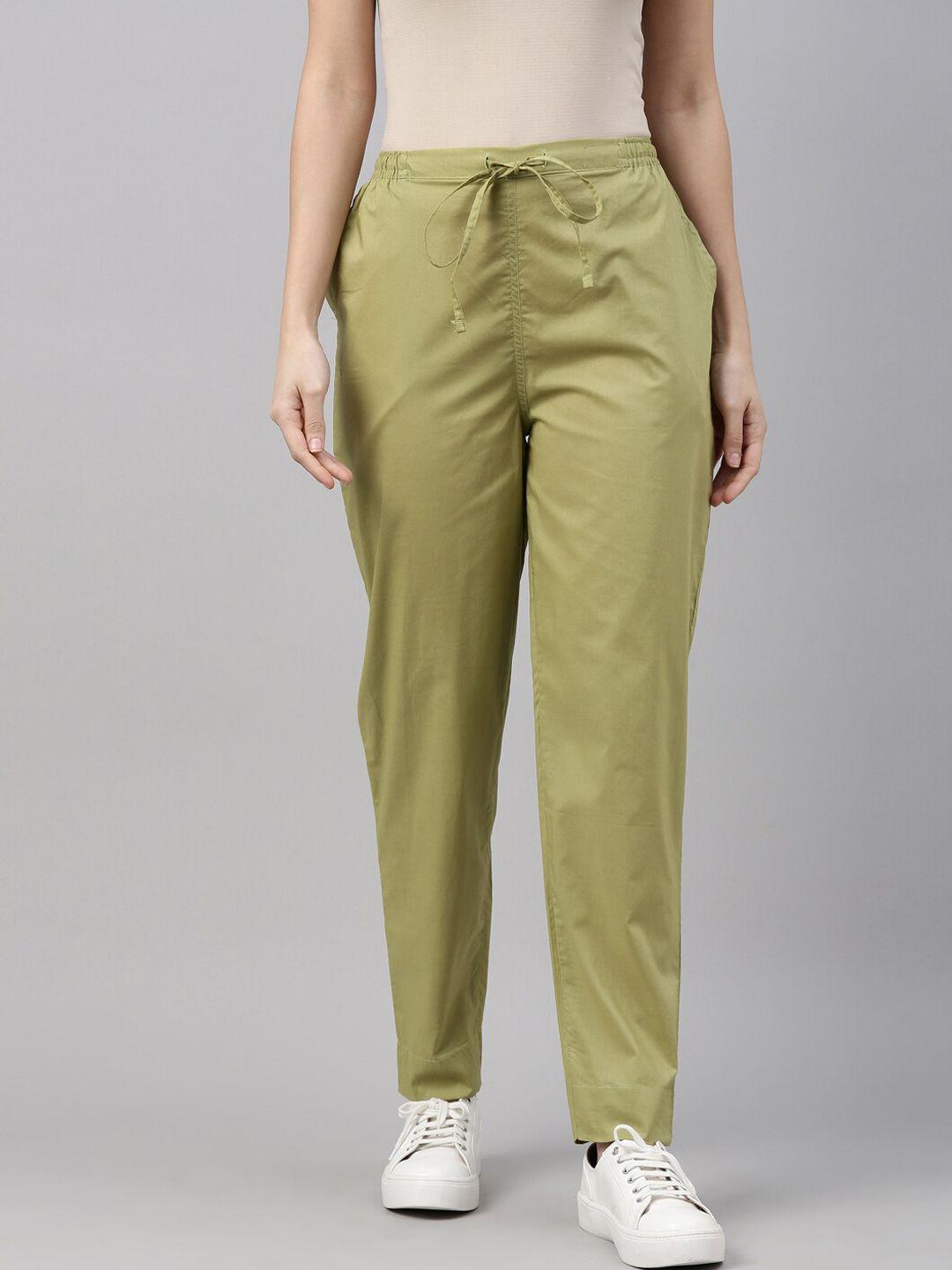 go colors women green tapered fit trousers