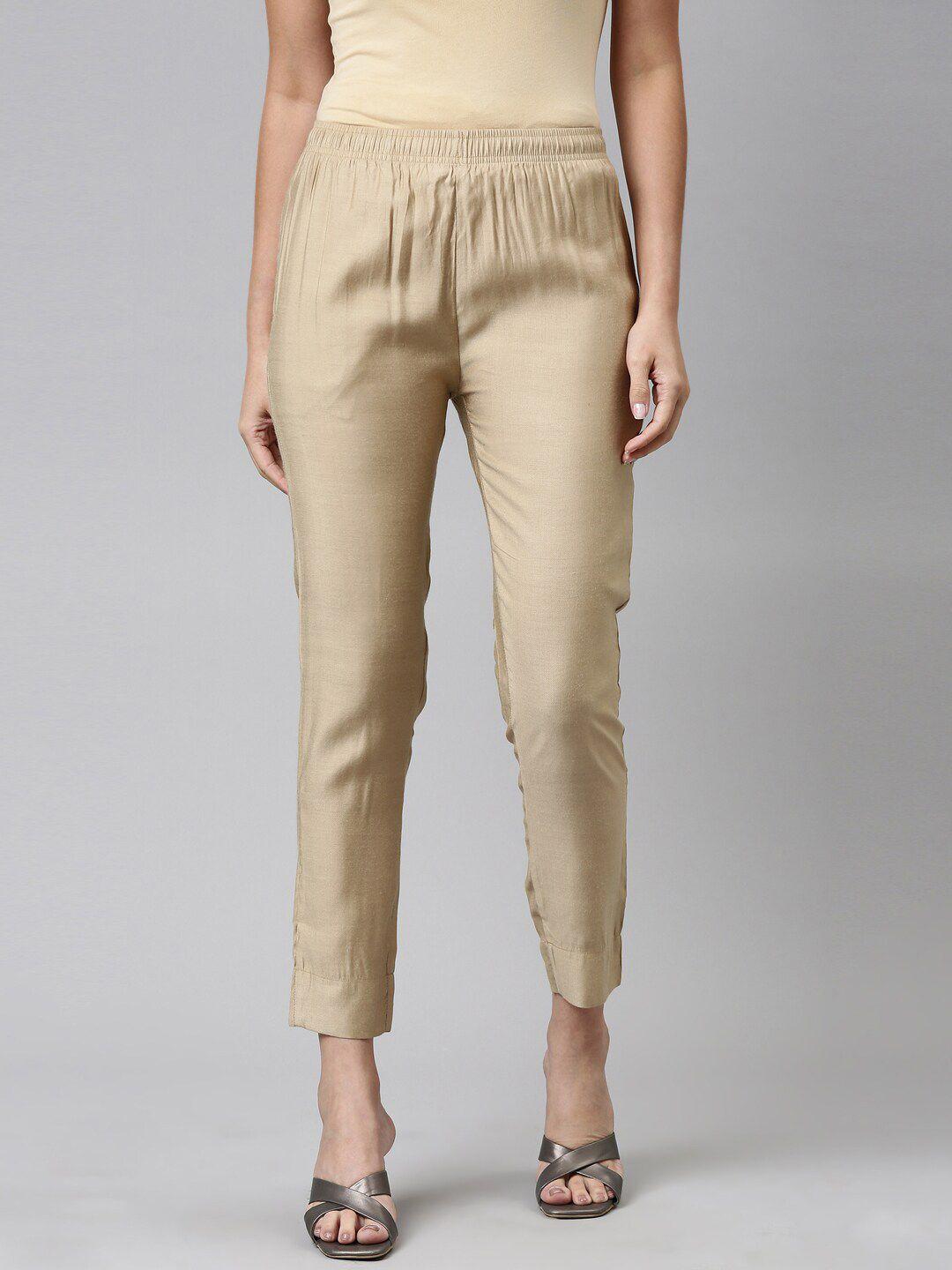 go colors women gold-toned tapered fit trousers