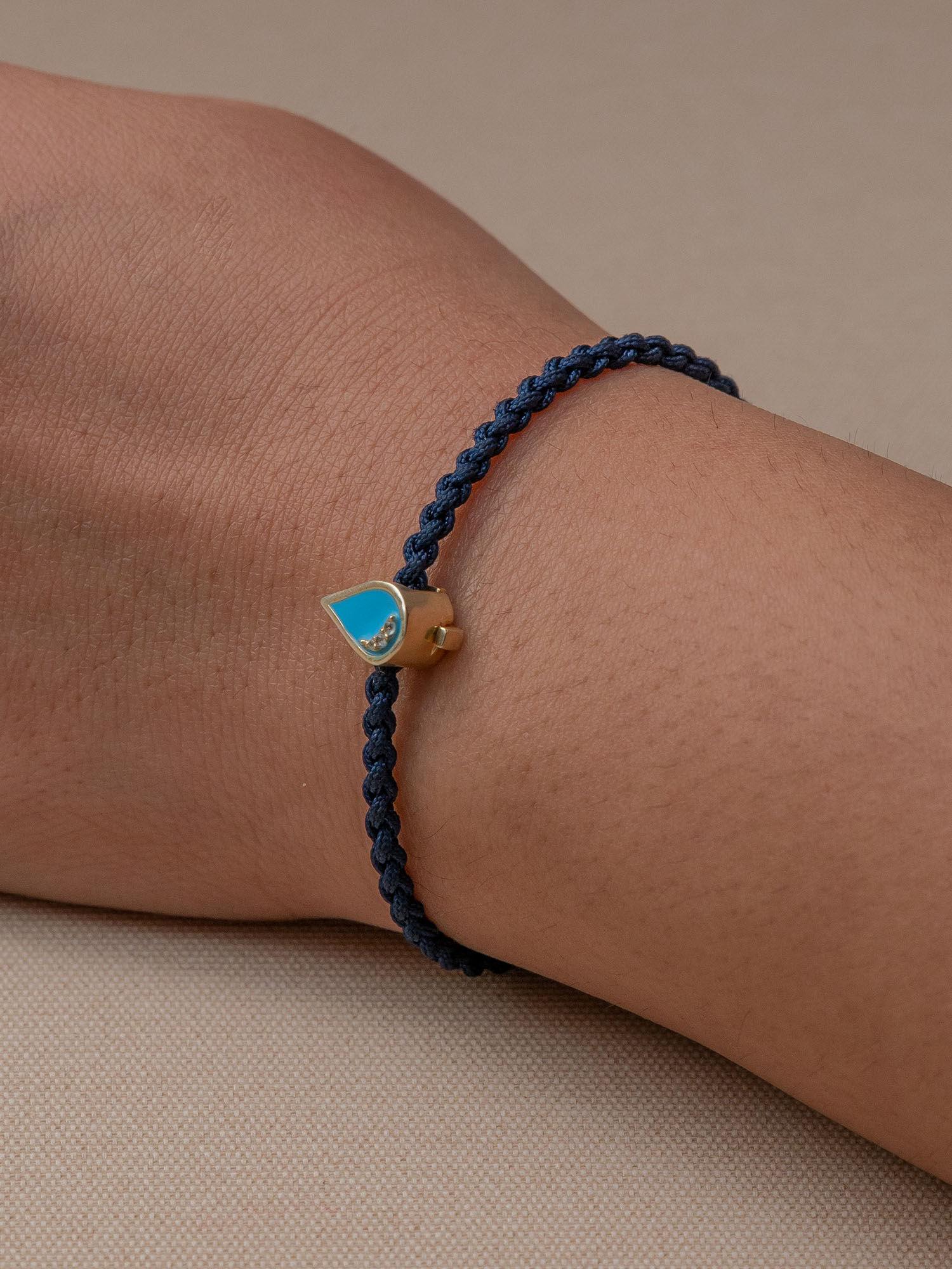 goal digger hydrate bracelet in dark blue