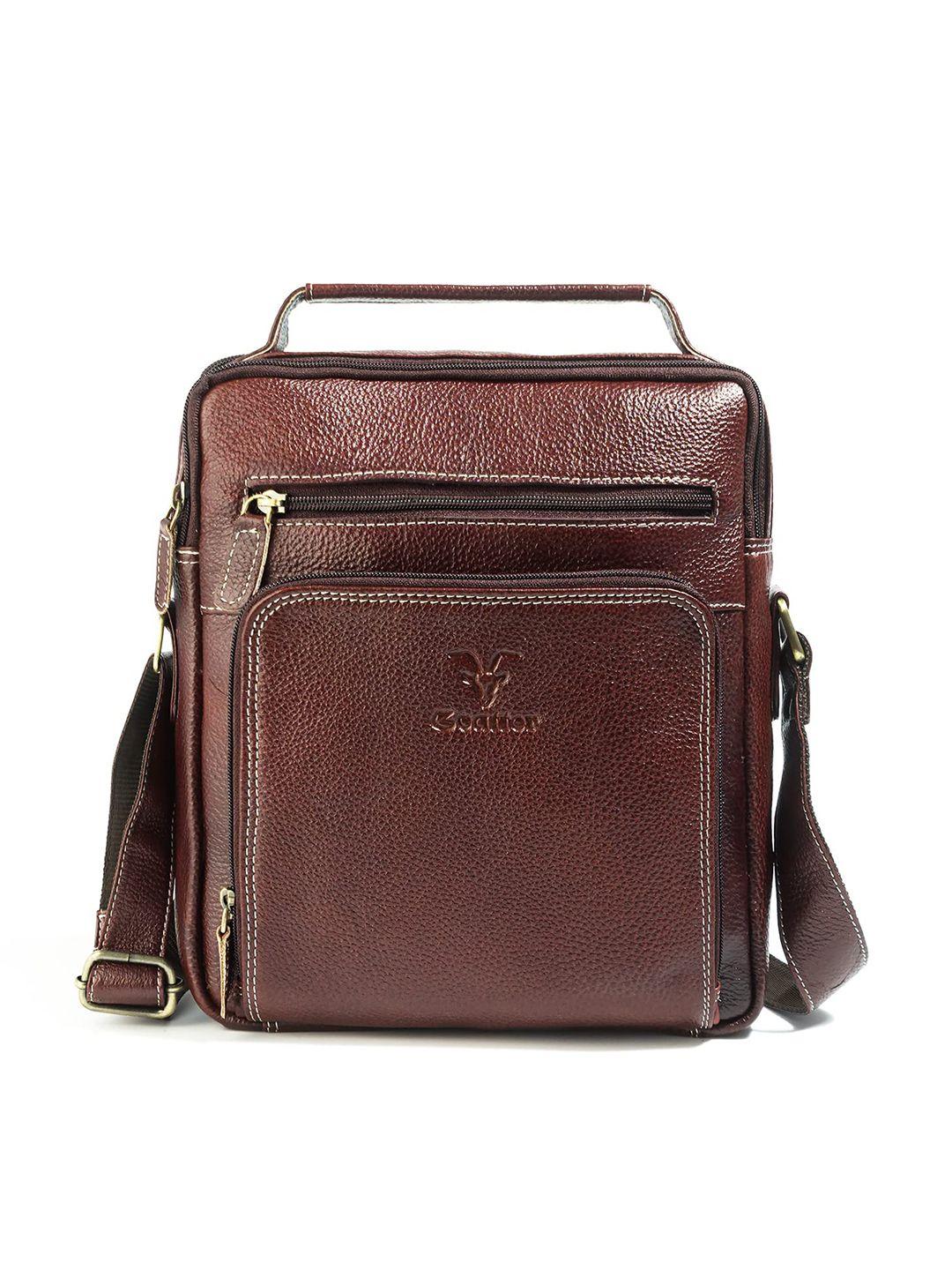 goatter men maroon textured messenger bag