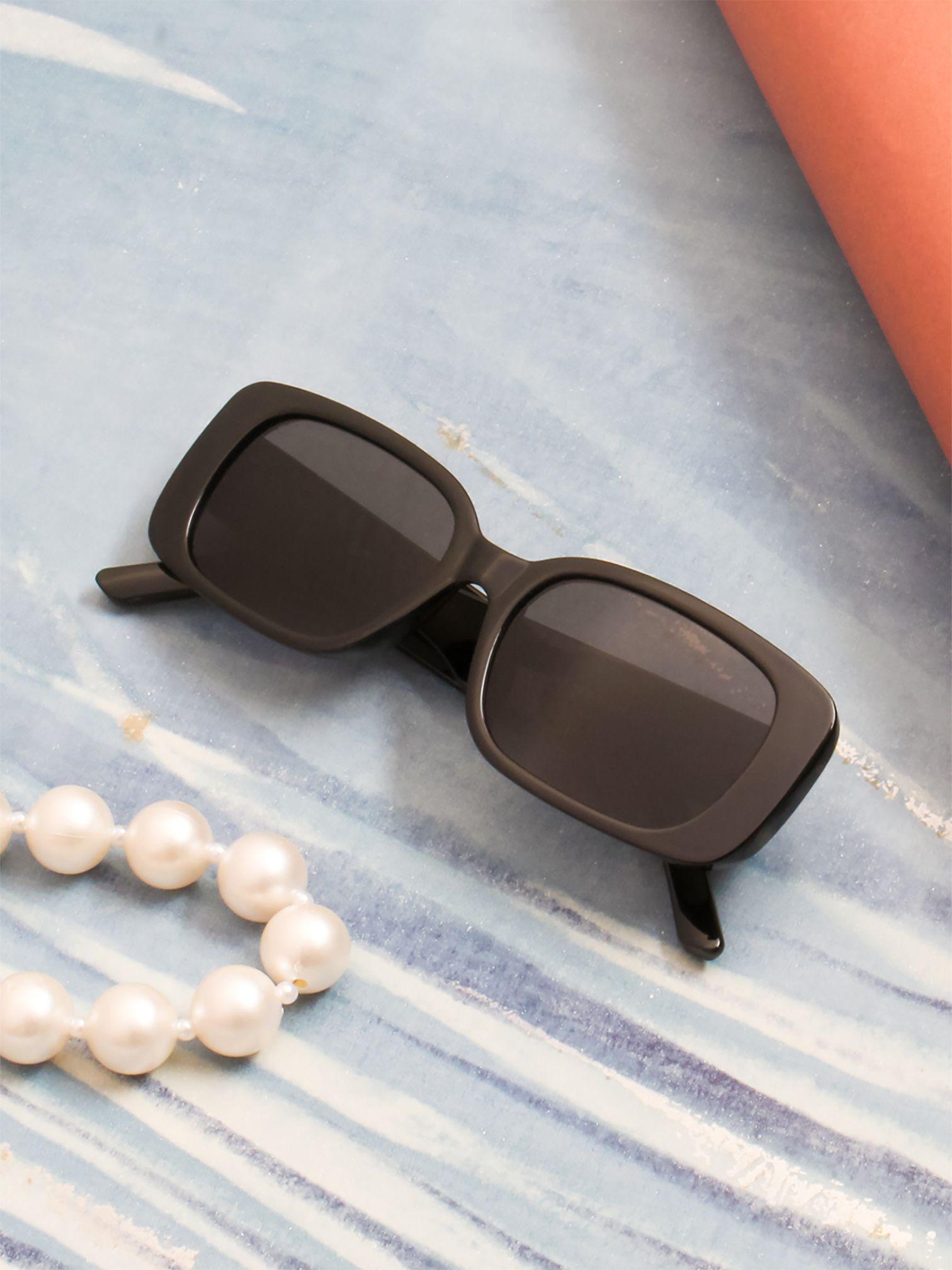 gold berg unisex black lens & black square sunglasses with uv protected lens