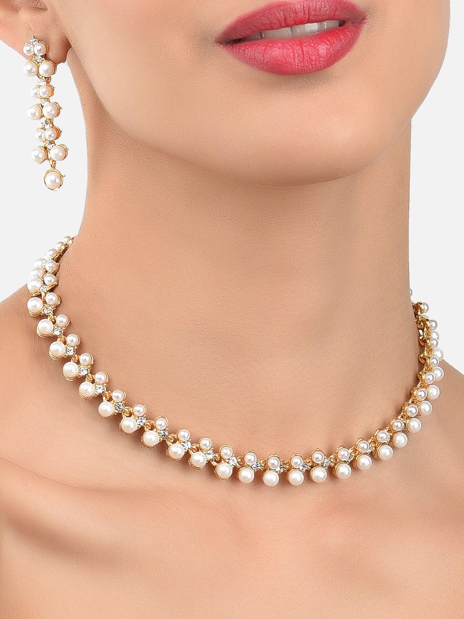 gold contemporary look pearls choker with earrings (set of 2)