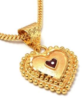 gold-plated heart pendant with chain