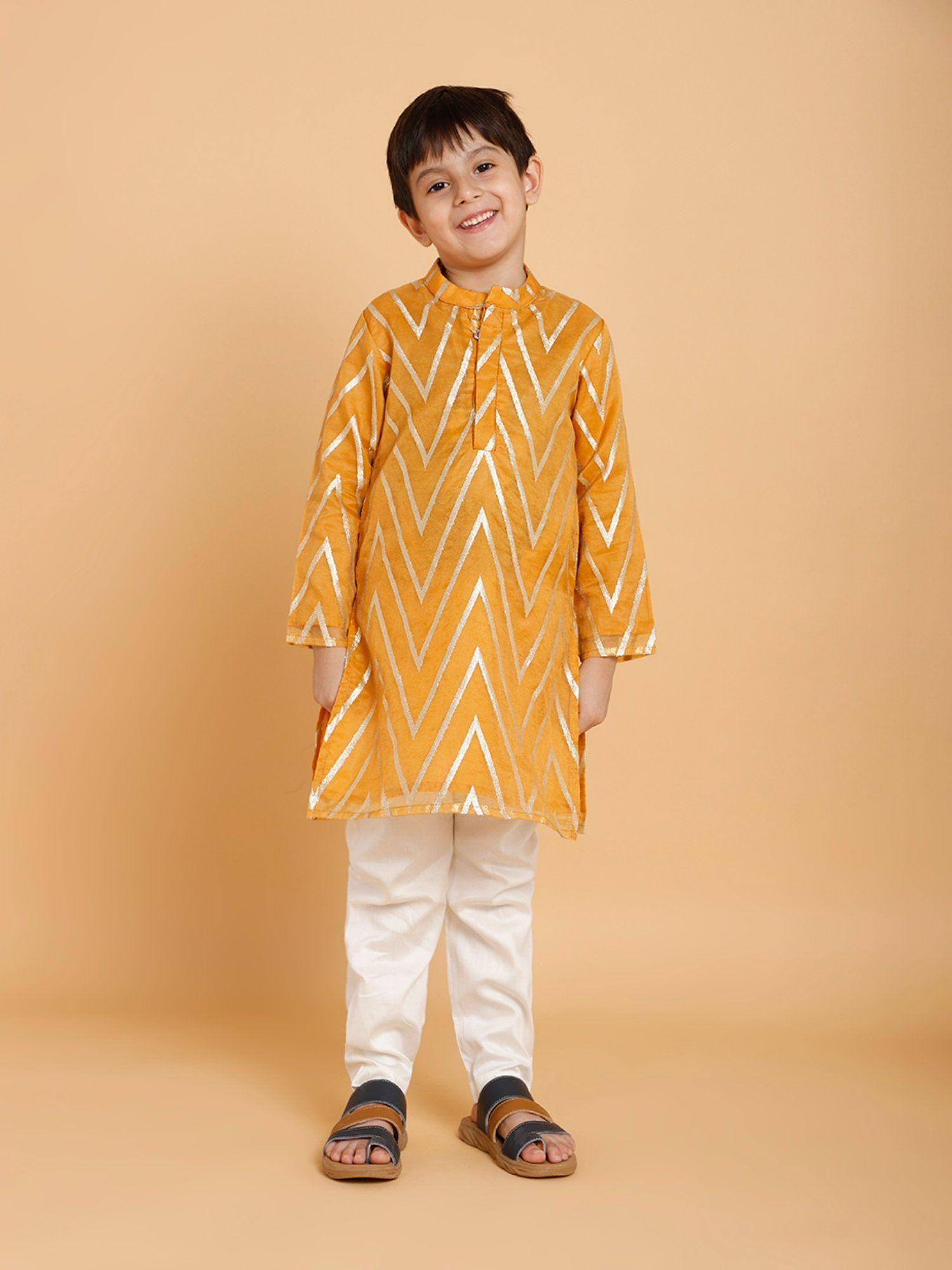 golden-printed-kurta-with-pyjama-(set-of-2)