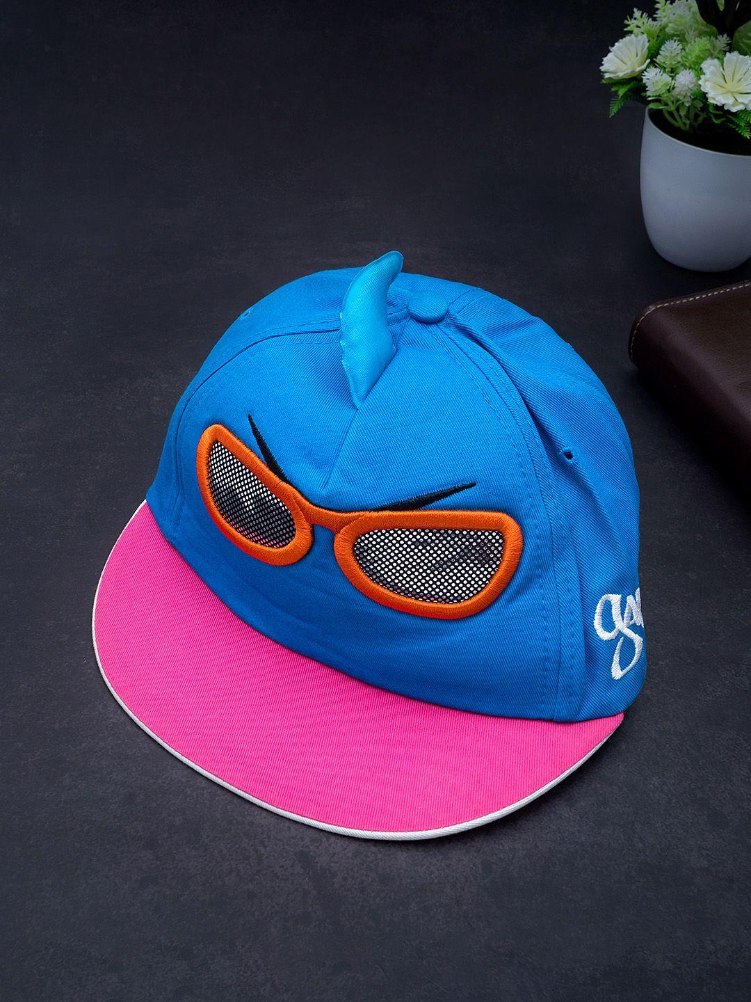 golden peacock men blue & pink colourblocked snapback cap