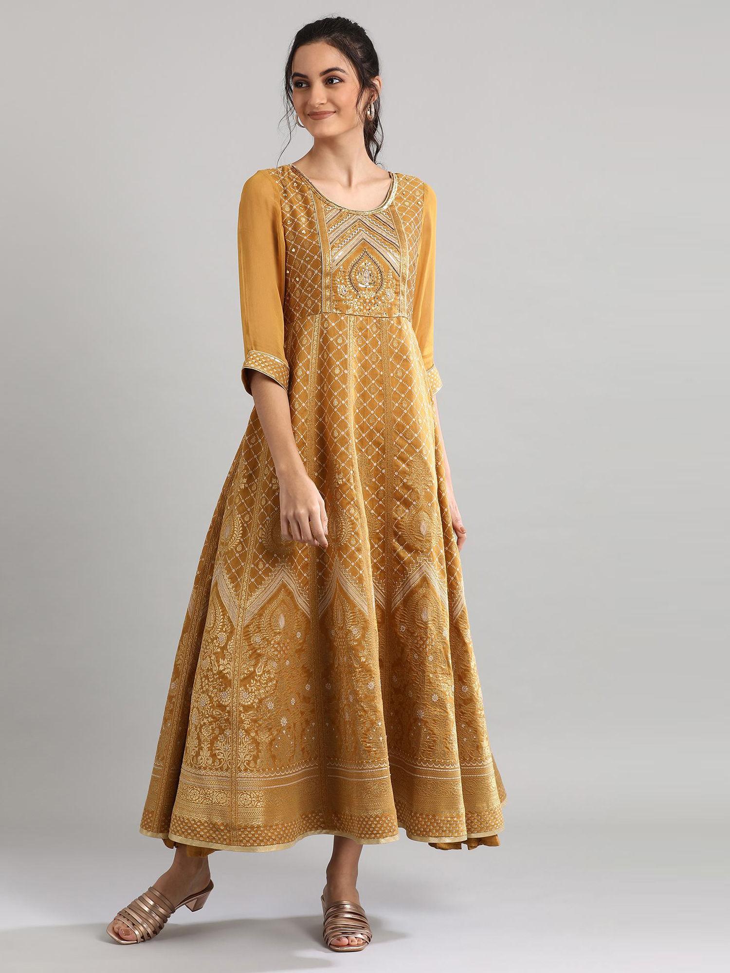 golden round neck printed dress