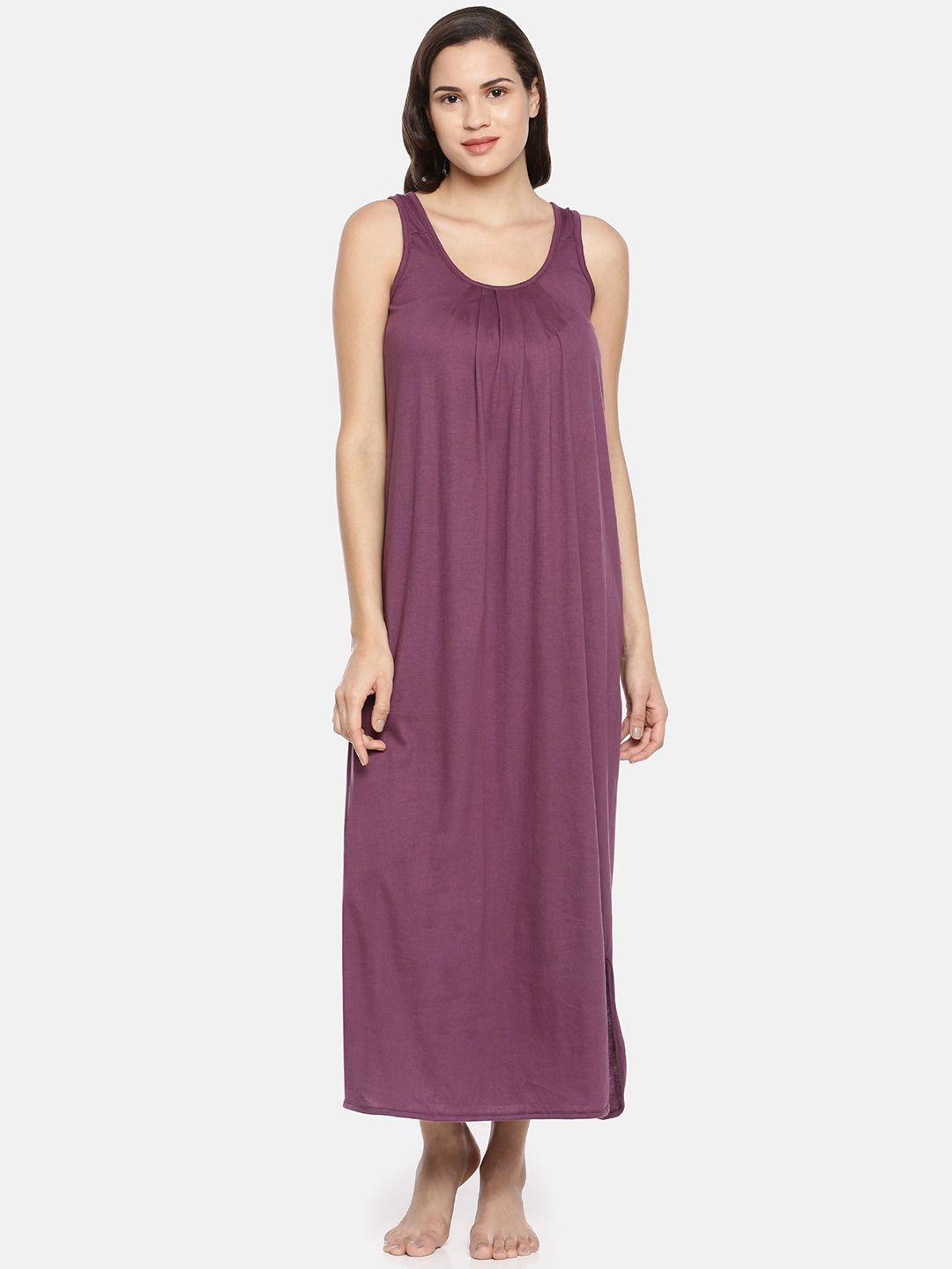 goldstroms magenta solid nightdress