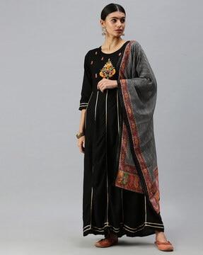 gotta patti embellished anarkali kurta