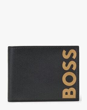 grained leather with embossed logo & matte finish wallet