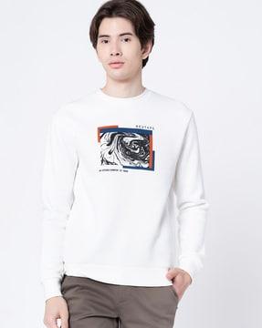 graphic regular fit sweatshirt for men