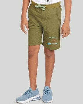 graphic print flat-front bermudas with drawstring waist