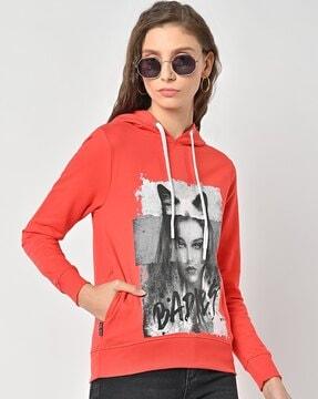 graphic print hoodie with slip pockets