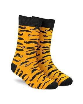 graphic print mid-calf length socks