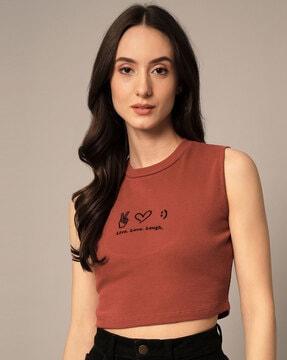 graphic print round-neck crop top