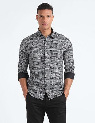 graphic print satin shirt