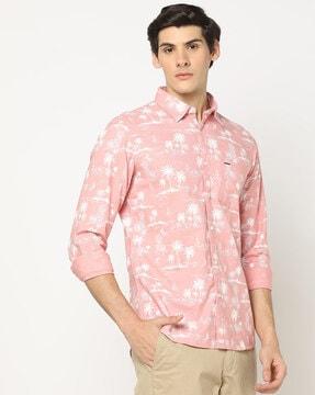 graphic print shirt with patch pocket