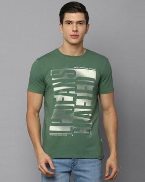 graphic print slim fit crew-neck t-shirt