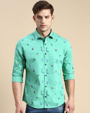 graphic print slim fit shirt with spread collar