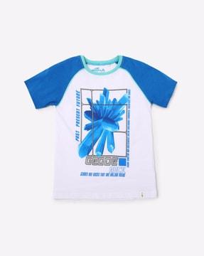 graphic print t-shirt with contrast raglan sleeves
