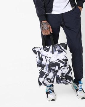graphic print tote with short handles