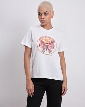 graphic t-shirt