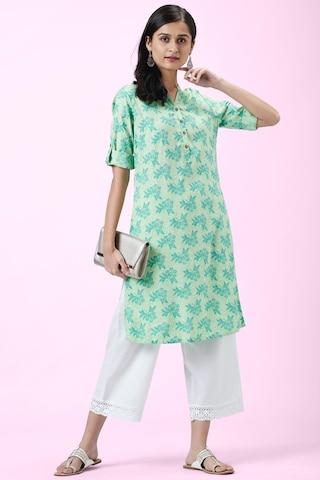 green print casual mandarin 3/4th sleeves knee length women regular fit kurta