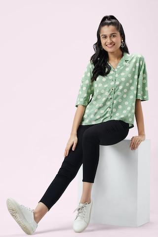 green printed casual half sleeves regular collar women regular fit shirt