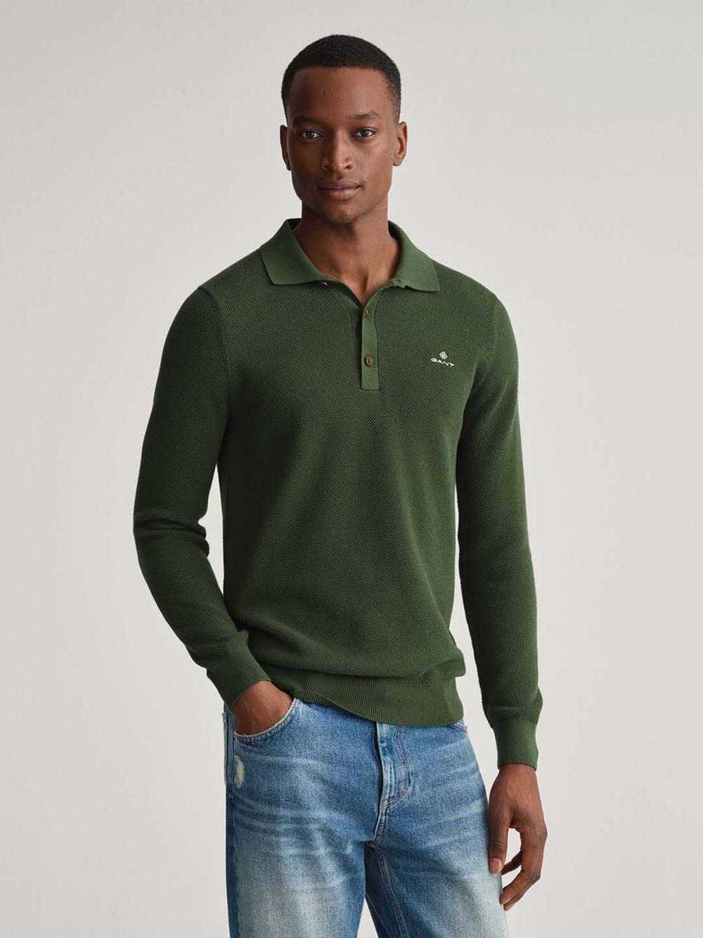 green solid collar sweater