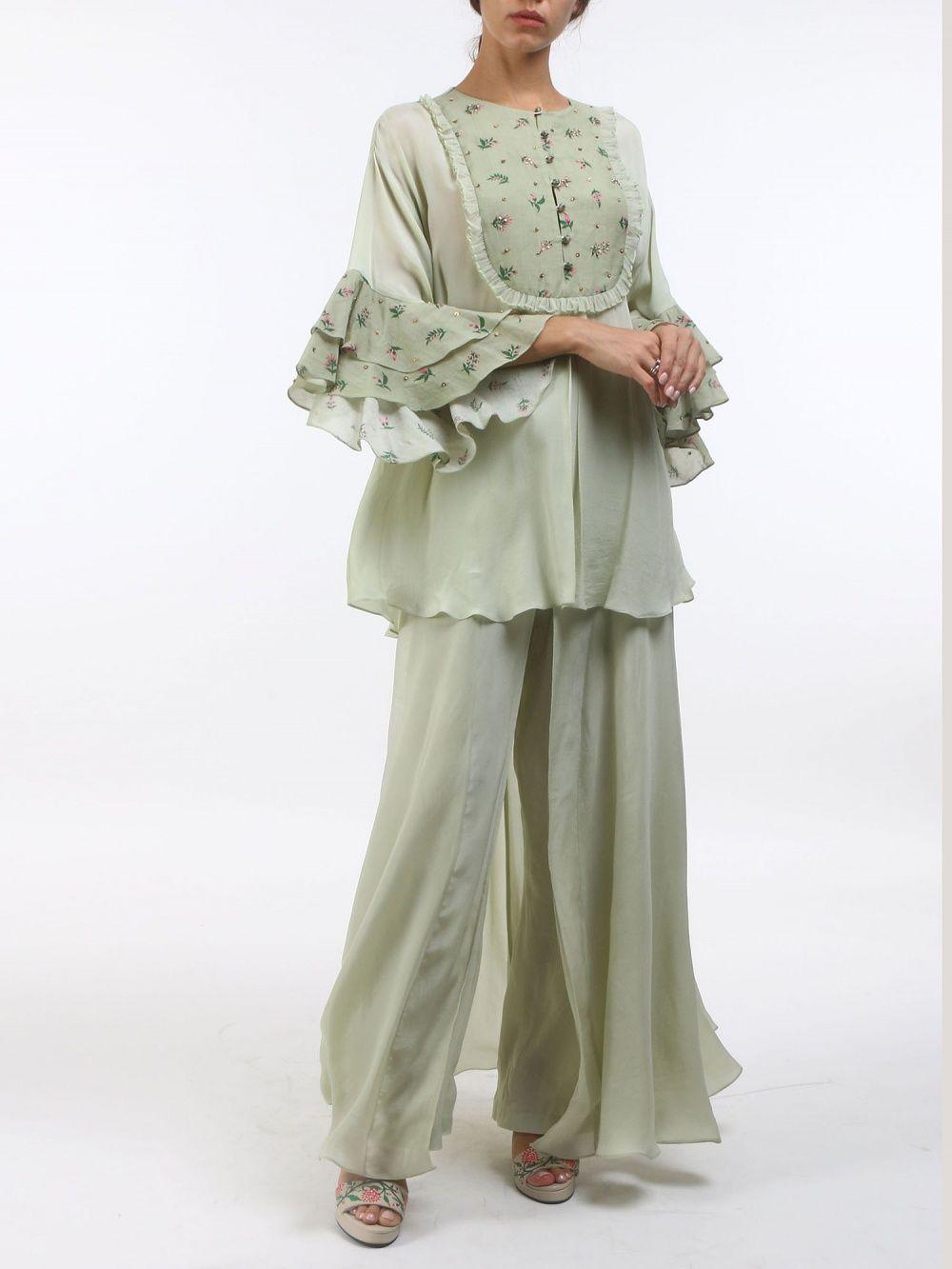 green bloom ade bouquet printed flare sleeved top in crepe - customisable