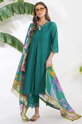 green box-pleated kurta set