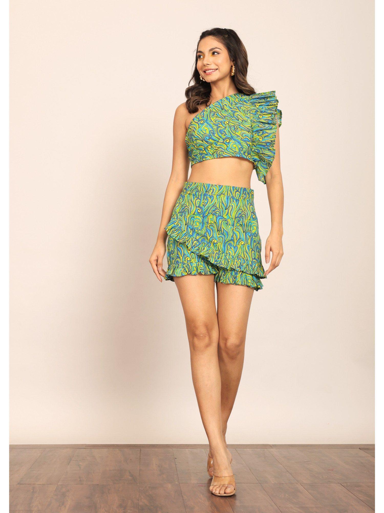 green bust fitted co-ord (set of 2)