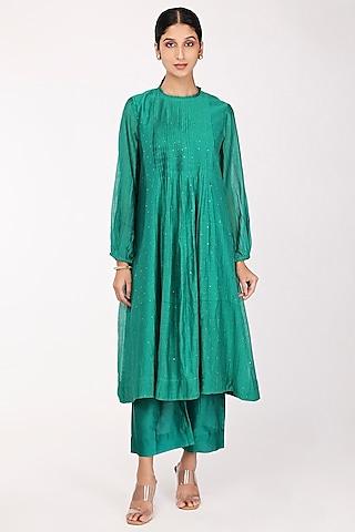green chanderi embroidered pleated kurta set