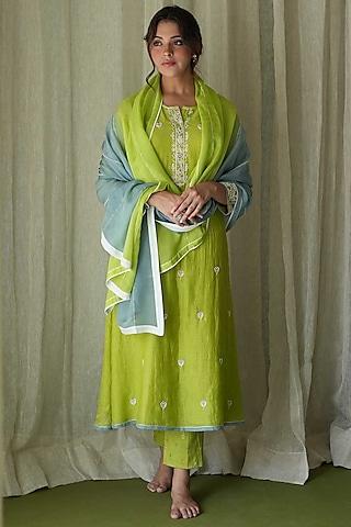 green chanderi silk hand embroidered kurta set