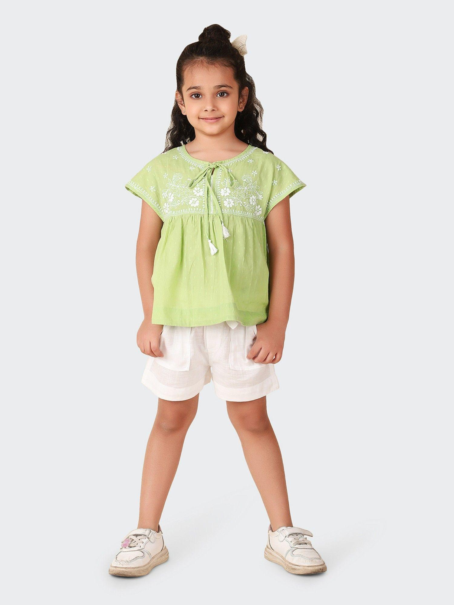 green cotton embroidered flared shorts (set of 2)
