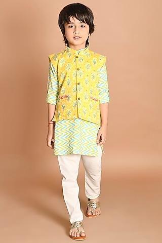 green cotton kurta set with bundi jacket for boys