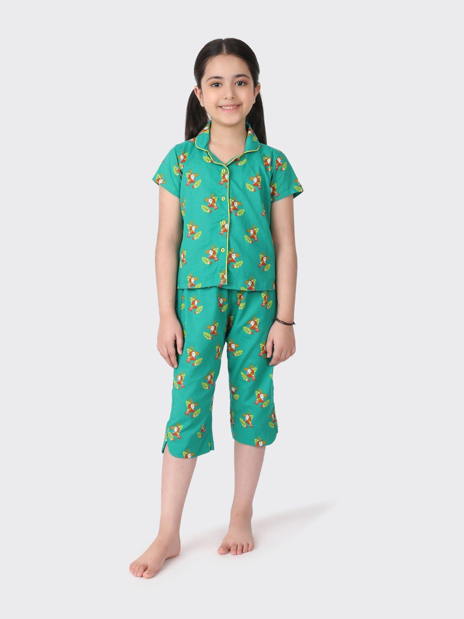 green cotton printed girls pyjamas (set of 2)