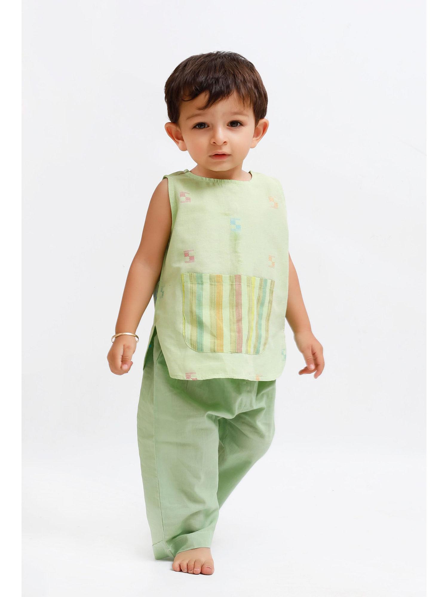 green dobby with stripe kurta and green pant (set of 2)