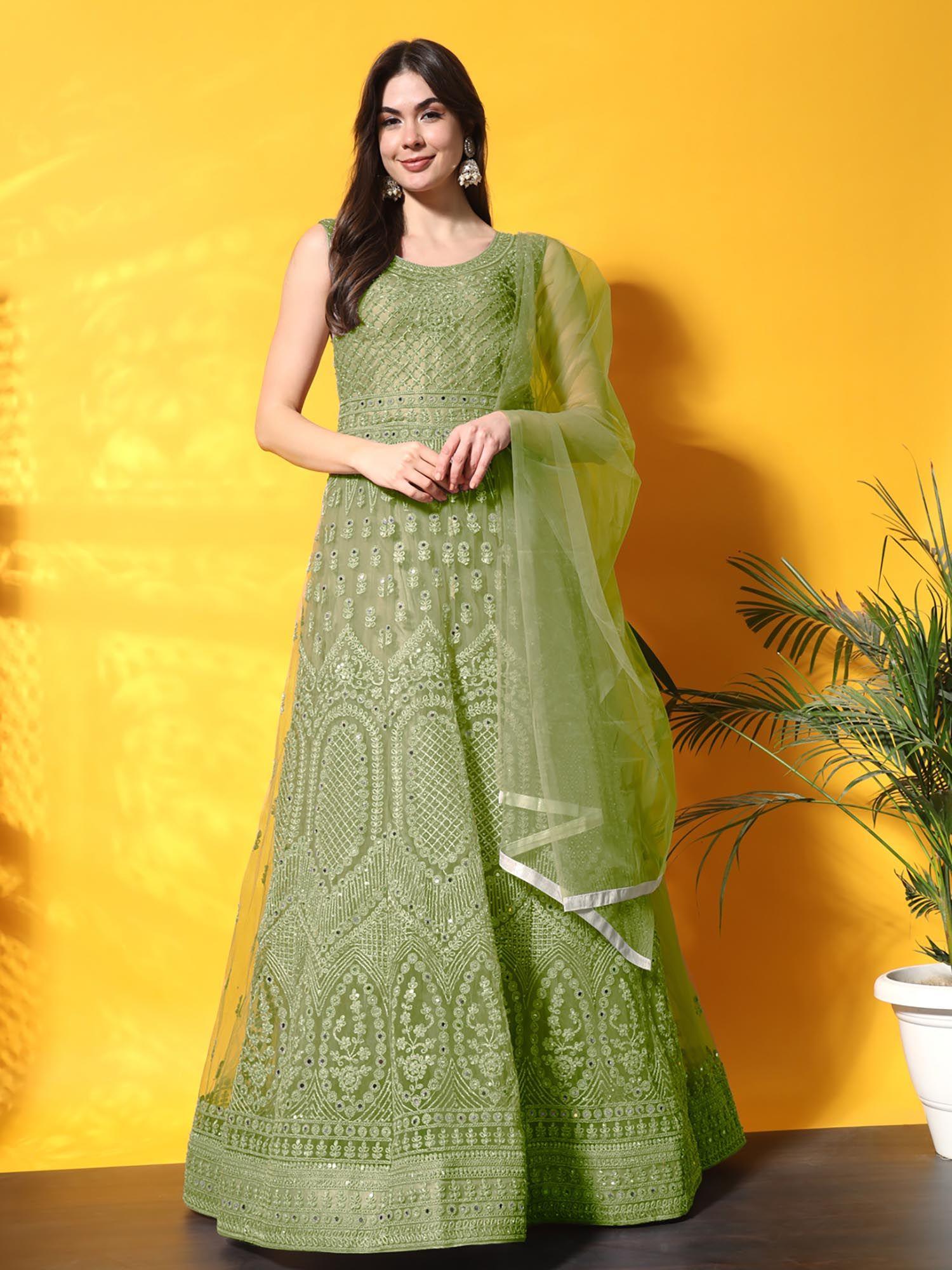 green embroidered dress with dupatta (set of 2)