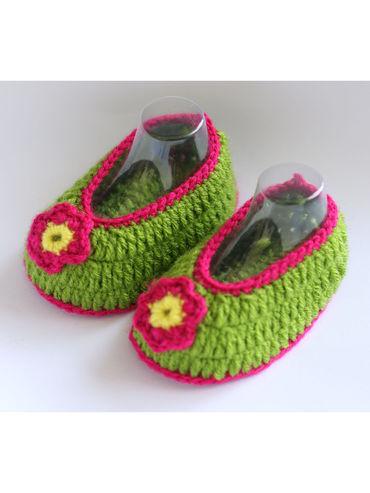 green floral handmade woolen booties