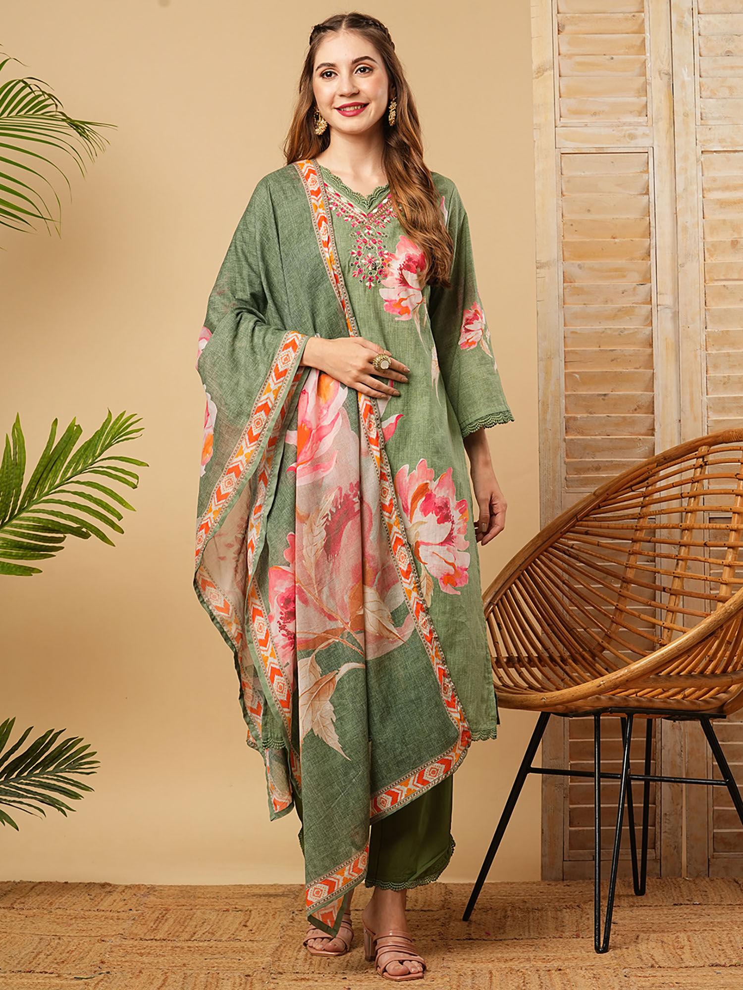 green floral printed kurta with pant and dupatta (set of 3)