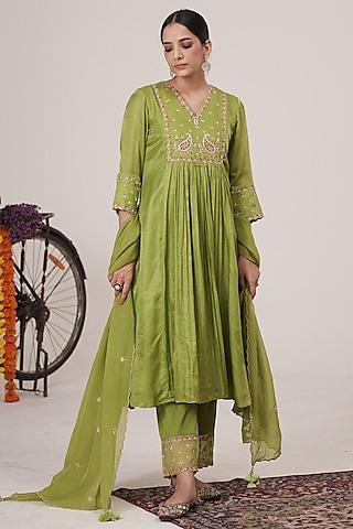 green gajji silk hand embroidered kurta set
