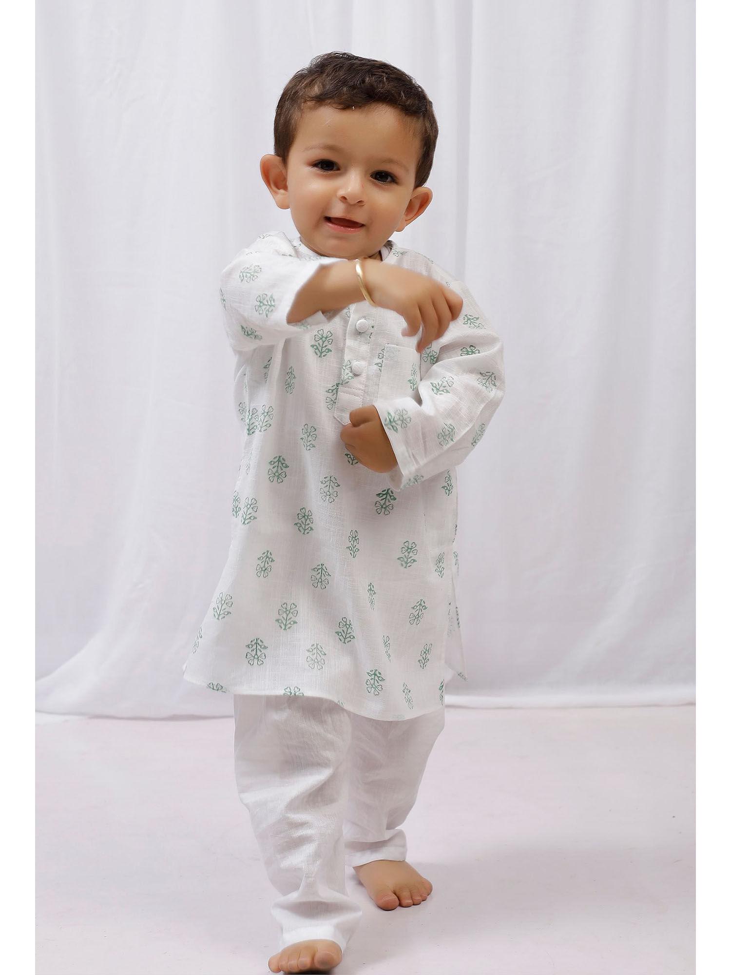 green hand block printed cotton kurta and white pyjama (set of 2)