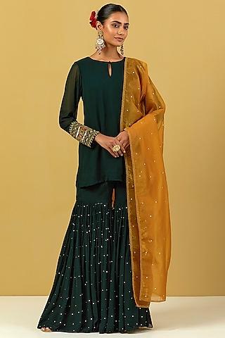 green hand embroidered kurta