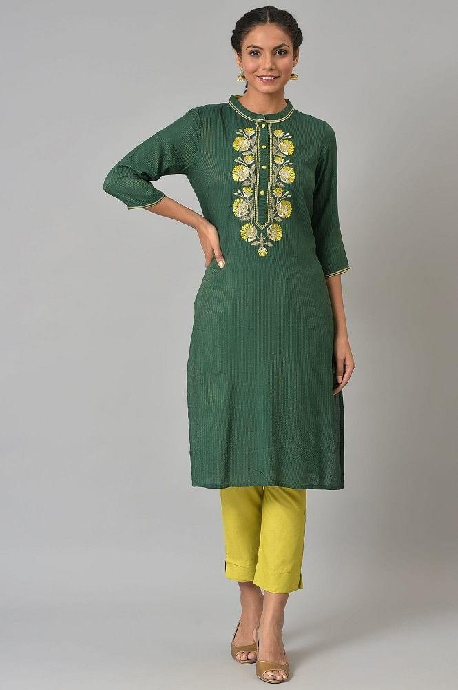 green liva zari embroidered kurta with trousers